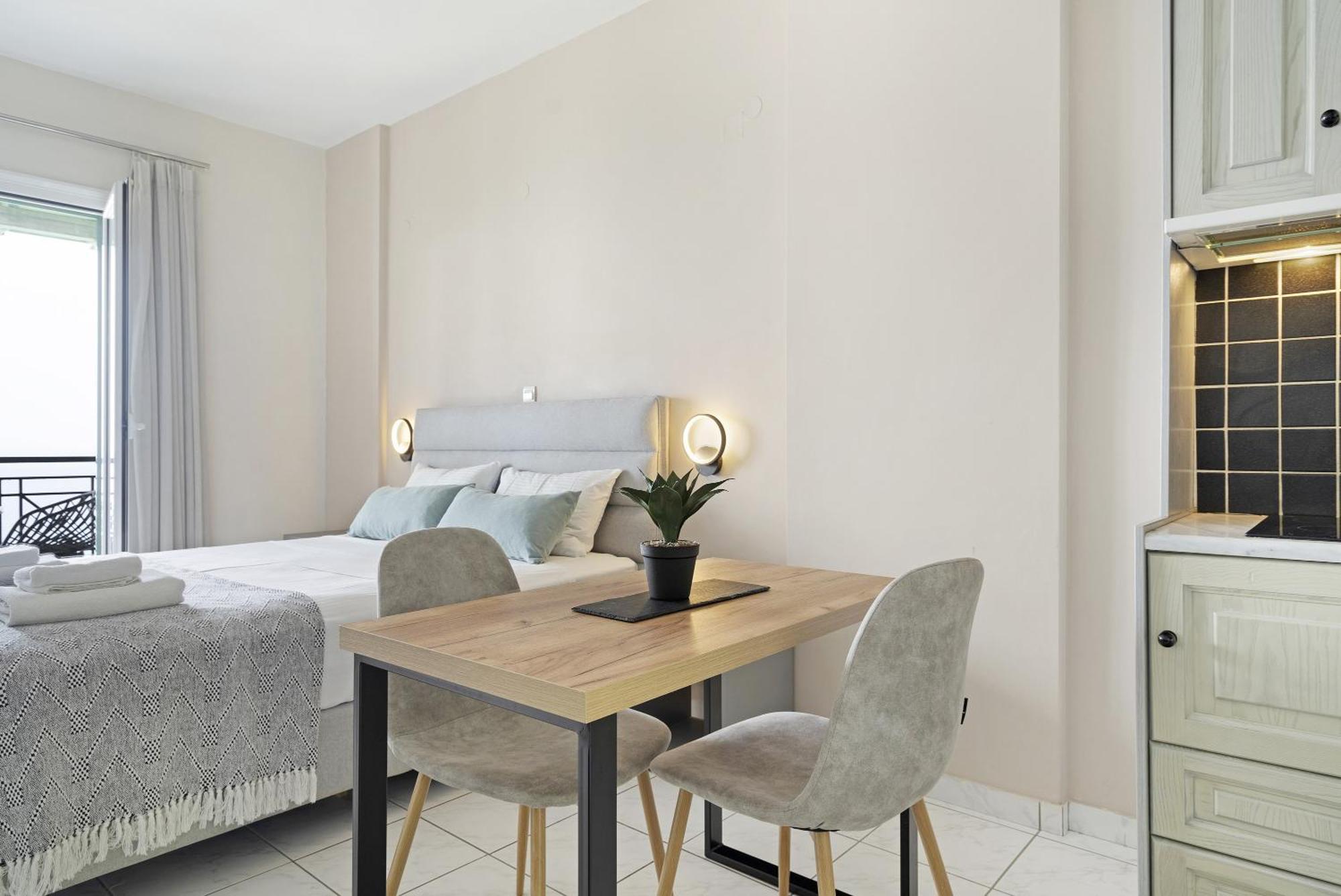 Sunset Premium Studio 7 Áyios Nikítas Pokoj fotografie